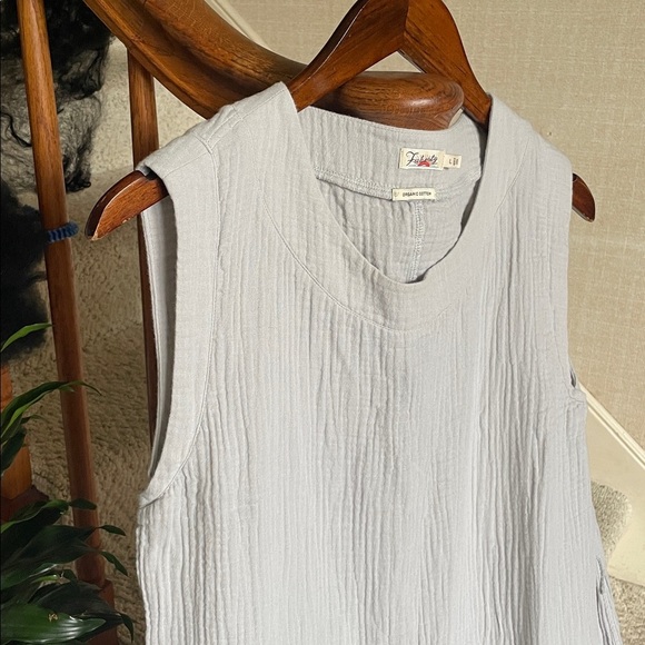 Faherty Sleeveless Midi Dress in Light Gray Blue - Picture 4 of 11